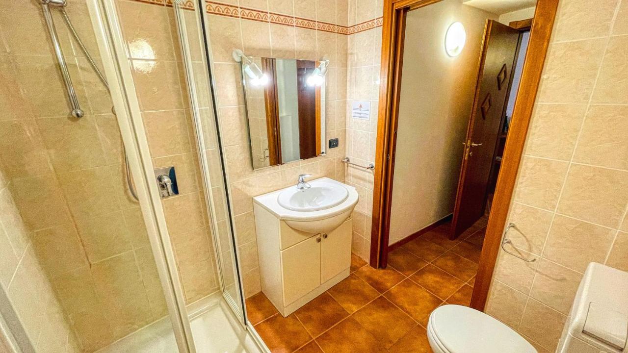 Appartamento Smith Roero - Affitti Brevi Italia Bardonecchia Luaran gambar